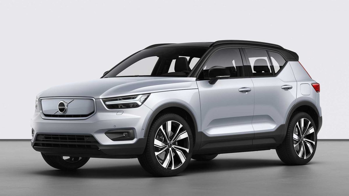 VOLVO XC40