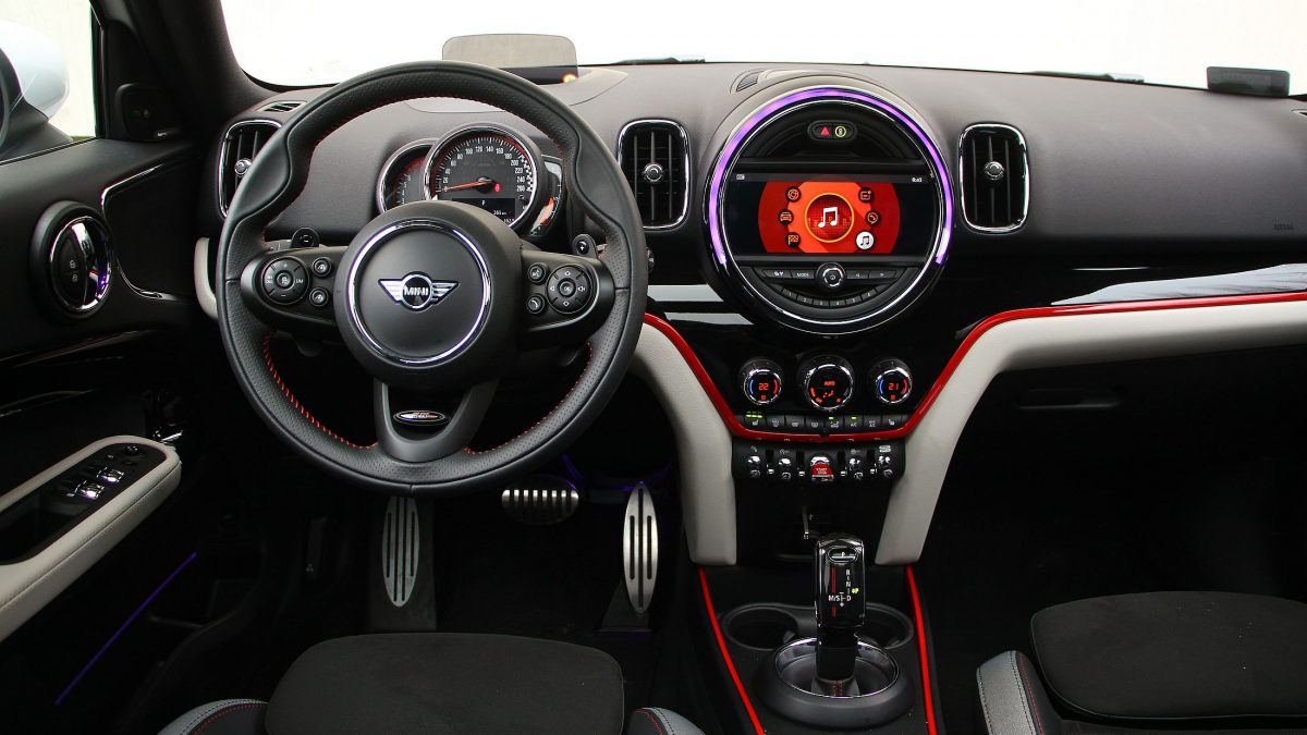 MINI COUNTRYMAN
