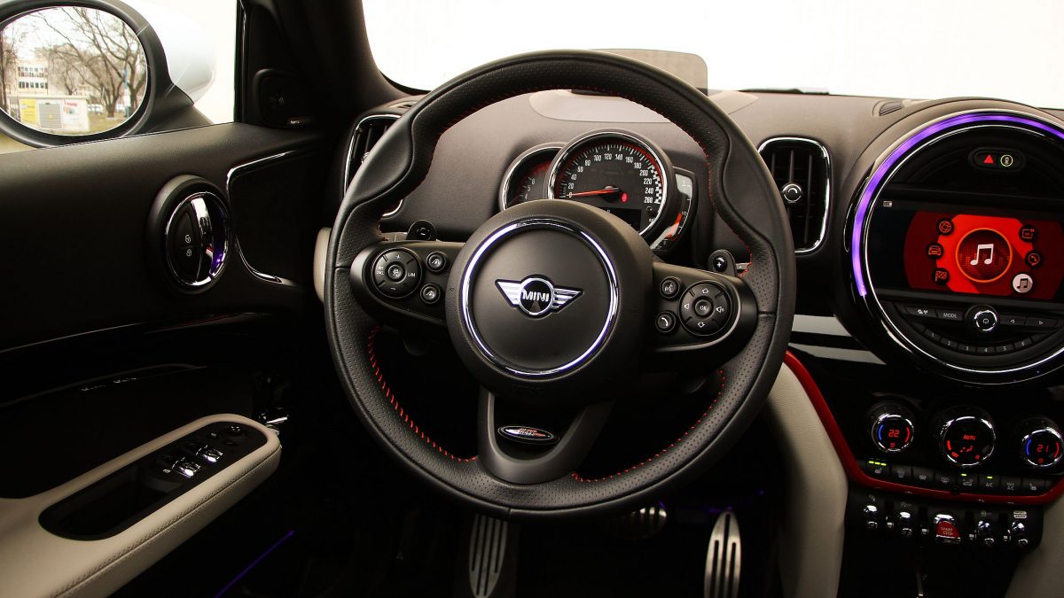 MINI COUNTRYMAN