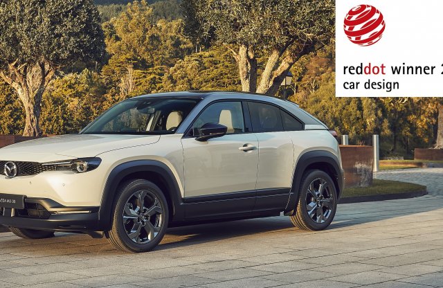 Még piacra sem lépett, de már díjat nyert a Mazda MX-30