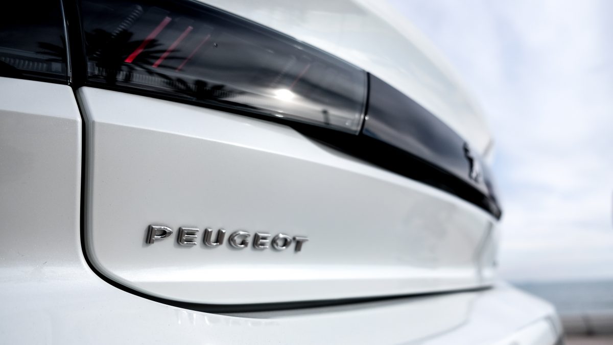 PEUGEOT