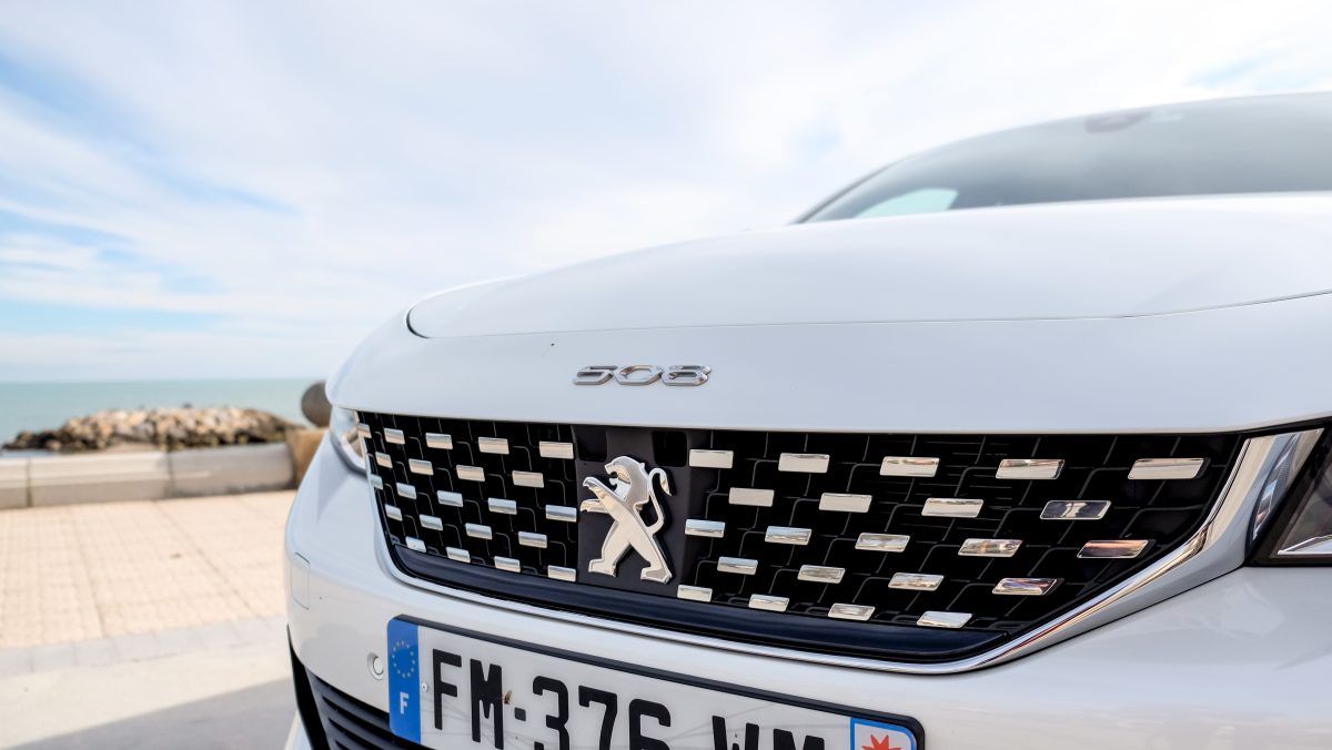 PEUGEOT