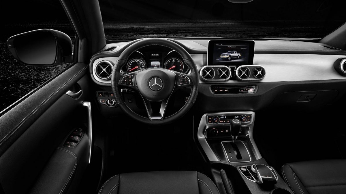 MERCEDES-BENZ X-OSZTÁLY