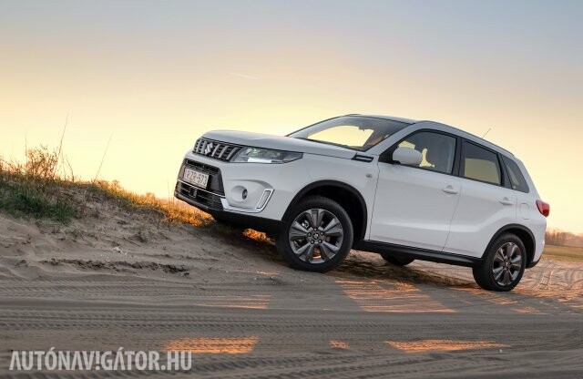 Feszültségteljes pillanatok - Suzuki Vitara Hybrid teszt