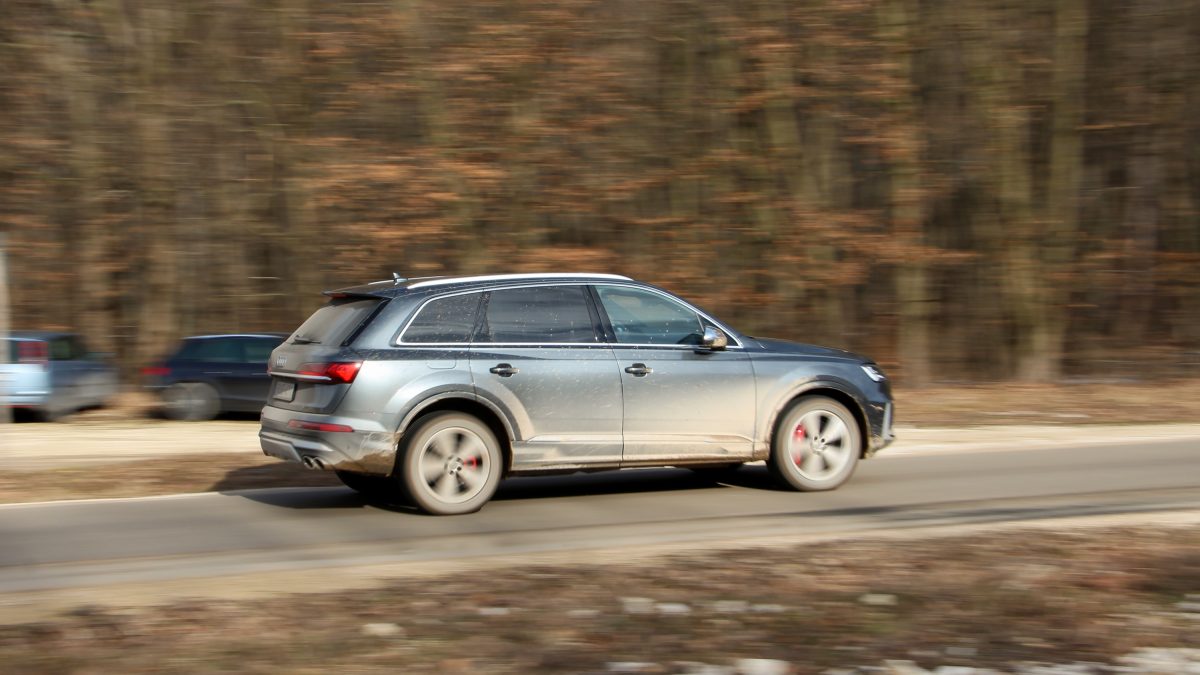 AUDI Q7