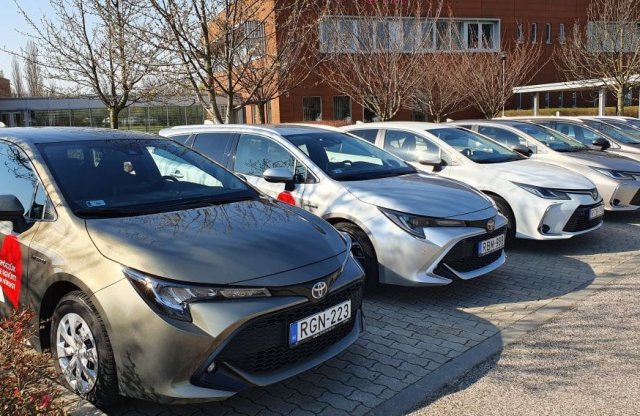 20 autóval segít itthon a Toyota a koronavírus elleni harcban