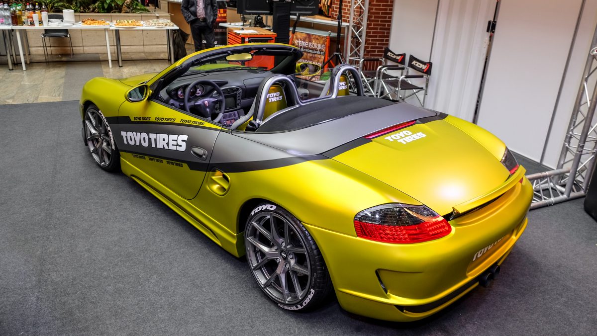 PORSCHE BOXSTER