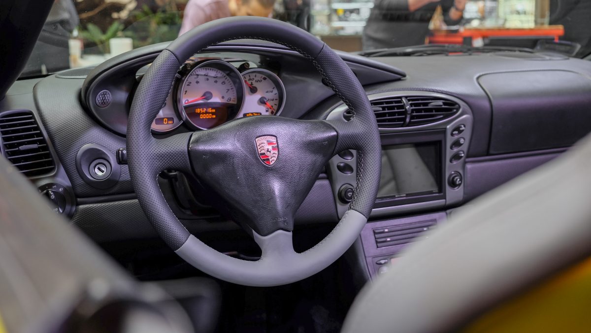PORSCHE BOXSTER