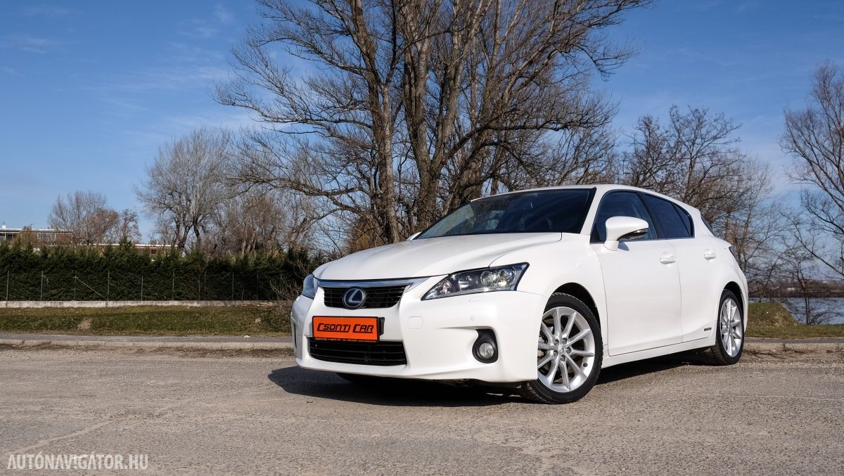 LEXUS CT
