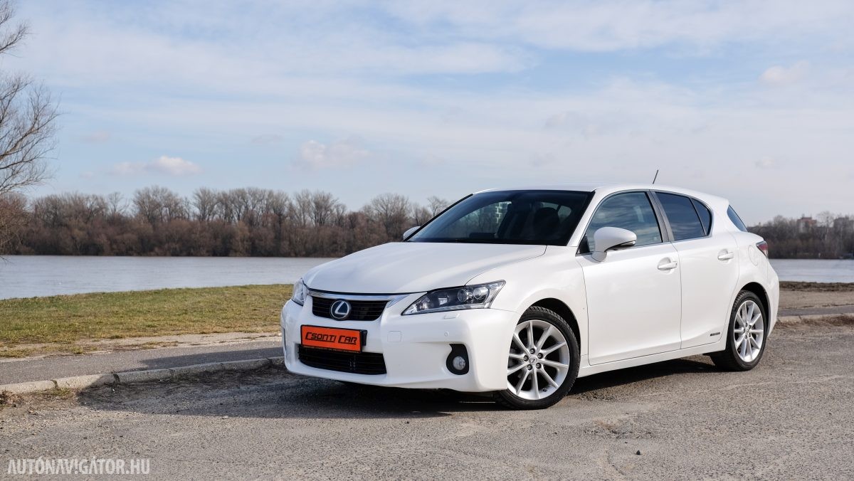 LEXUS CT