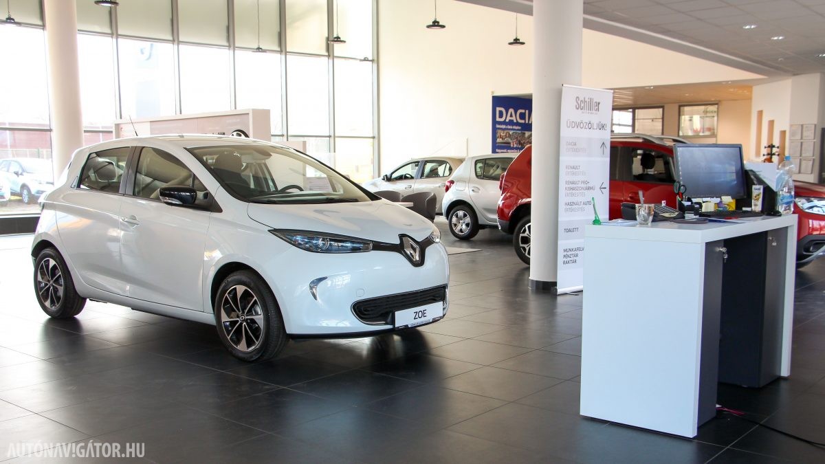 RENAULT ZOE