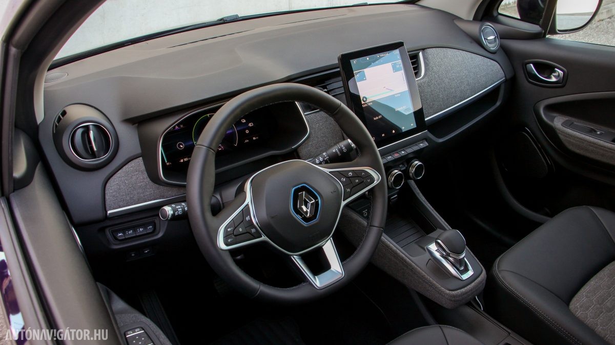 RENAULT ZOE