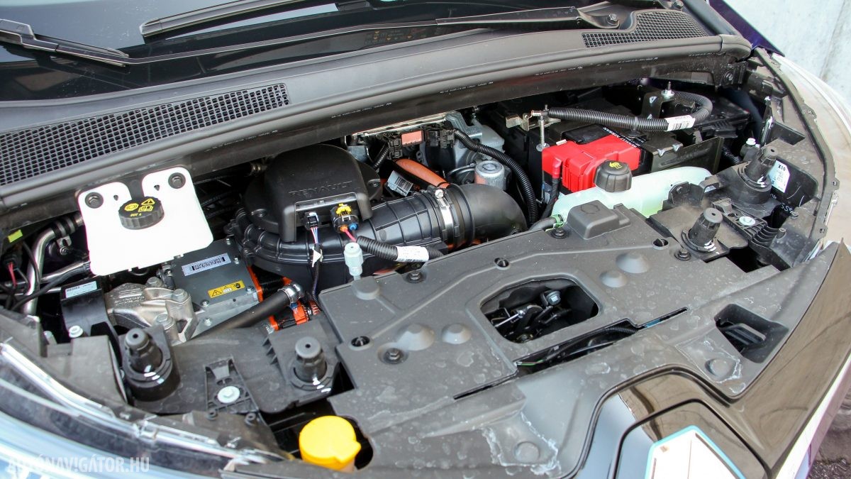 RENAULT ZOE