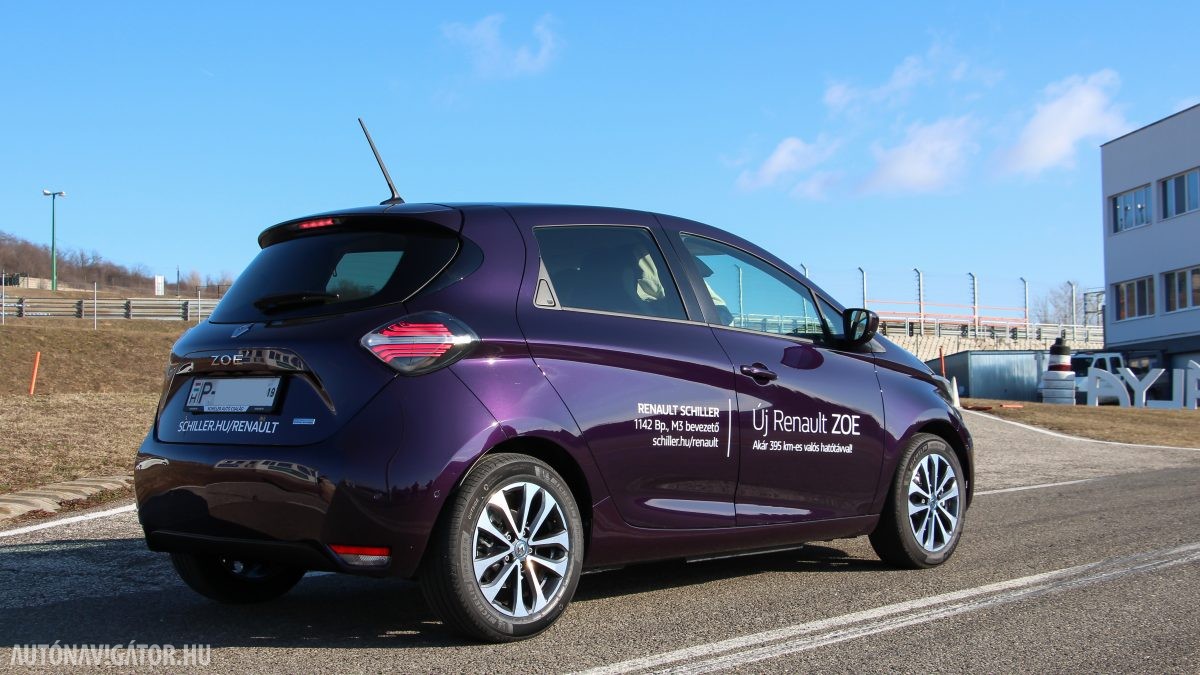 RENAULT ZOE