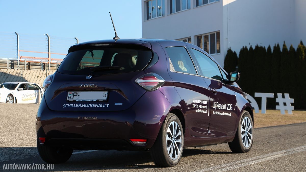 RENAULT ZOE