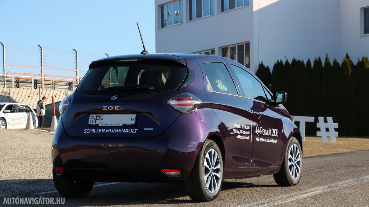 RENAULT ZOE