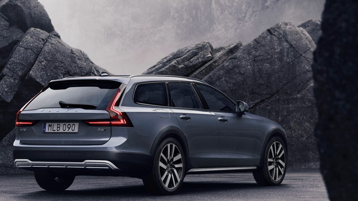 VOLVO