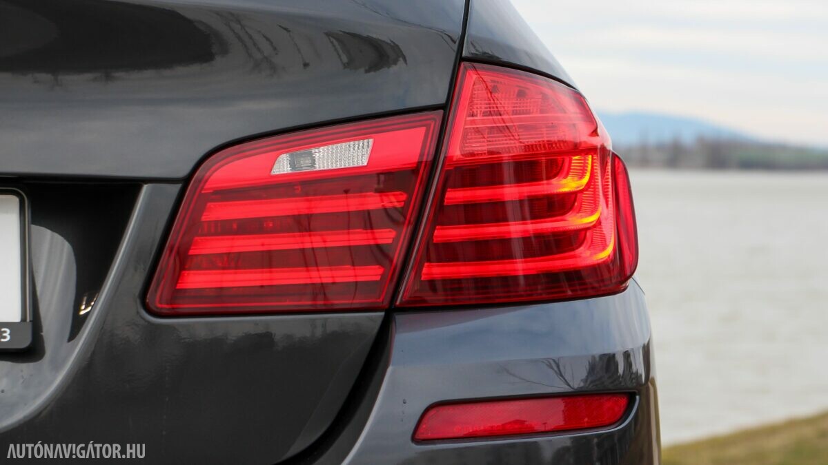 BMW 5-ÖS SOROZAT