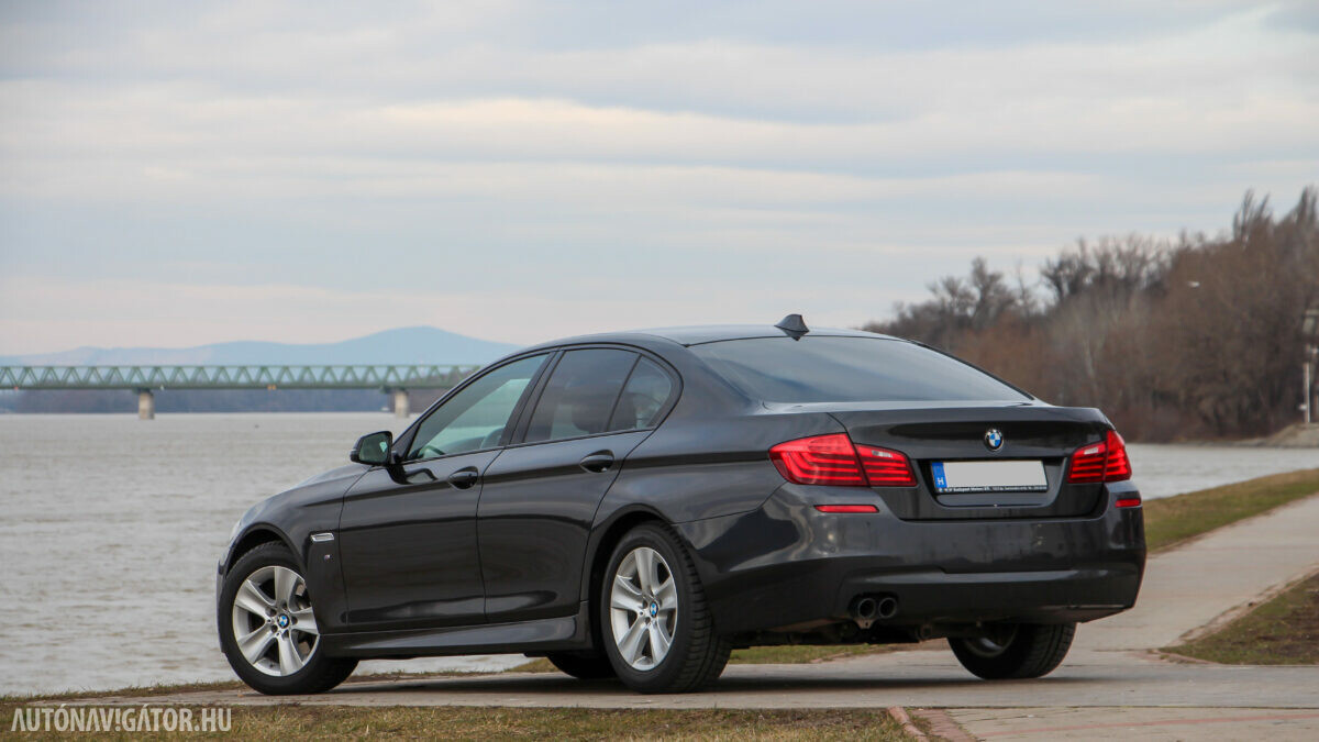 BMW 5-ÖS SOROZAT