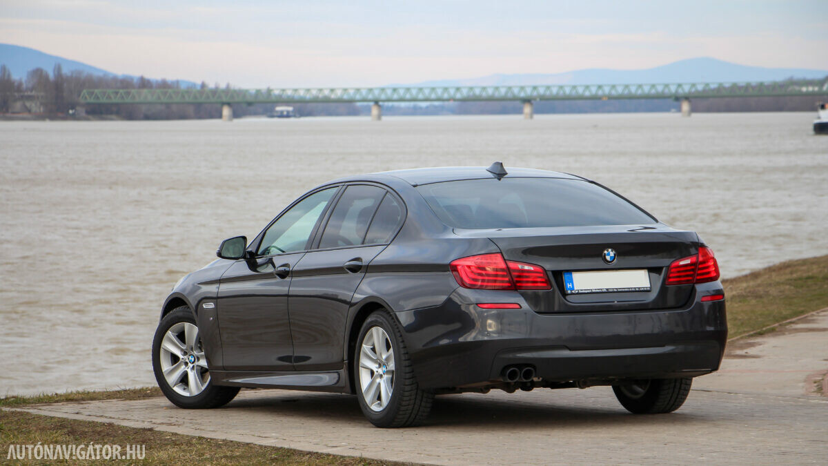 BMW 5-ÖS SOROZAT