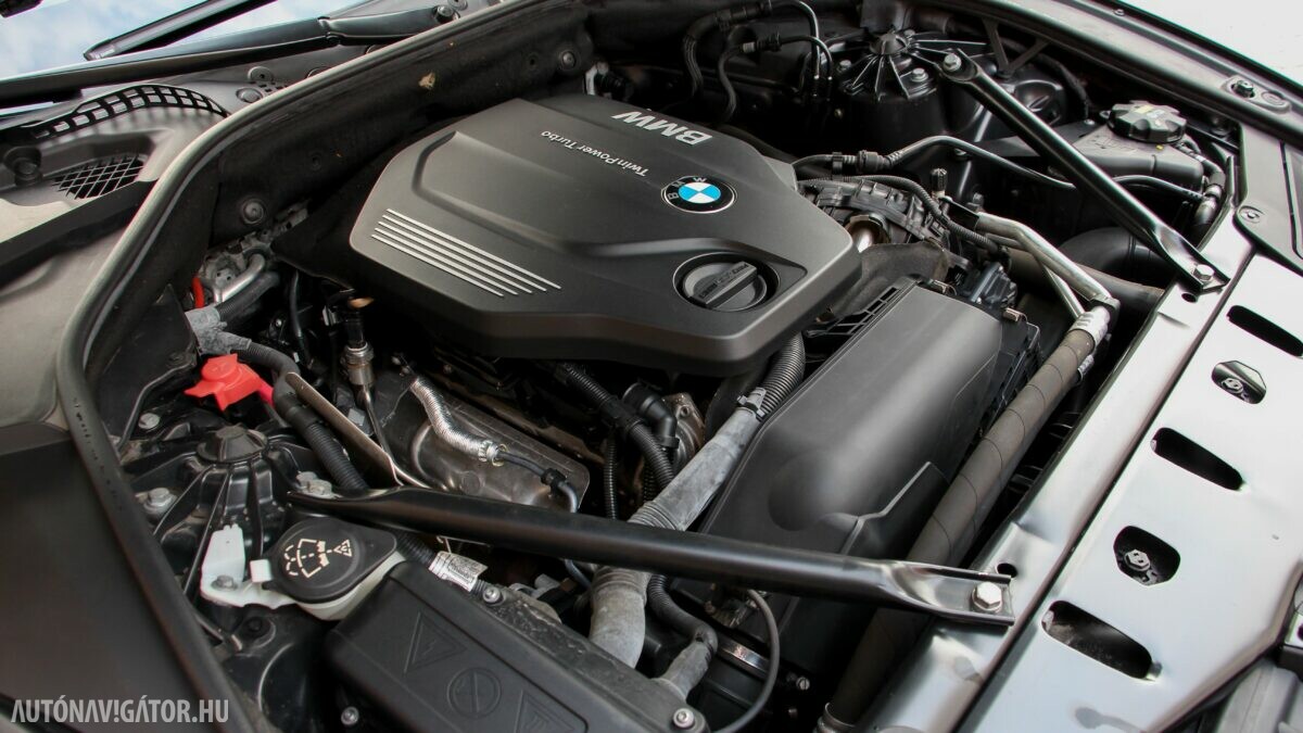 BMW 5-ÖS SOROZAT