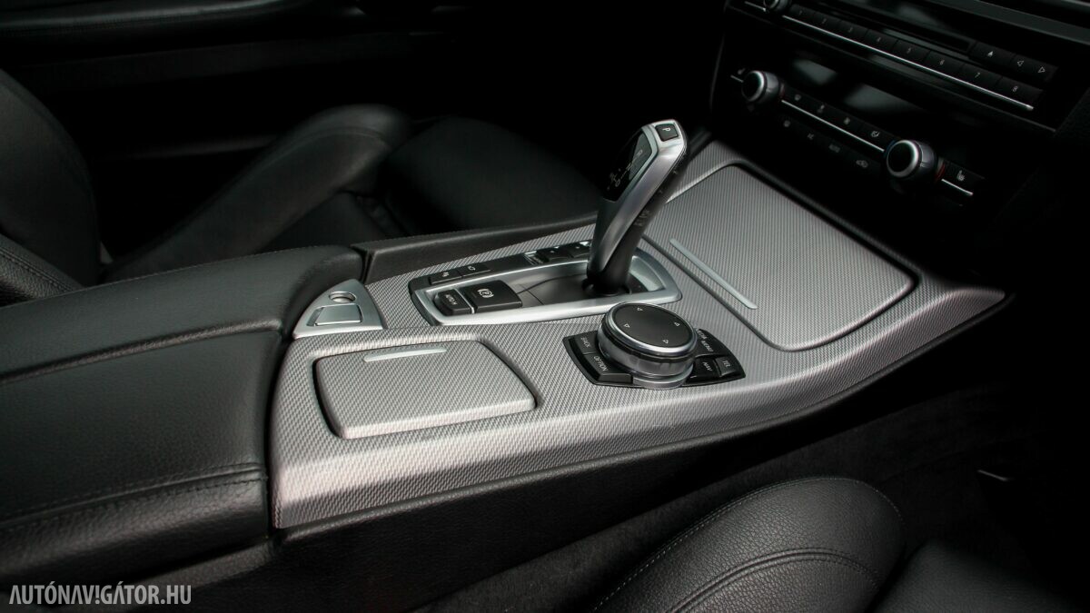 BMW 5-ÖS SOROZAT