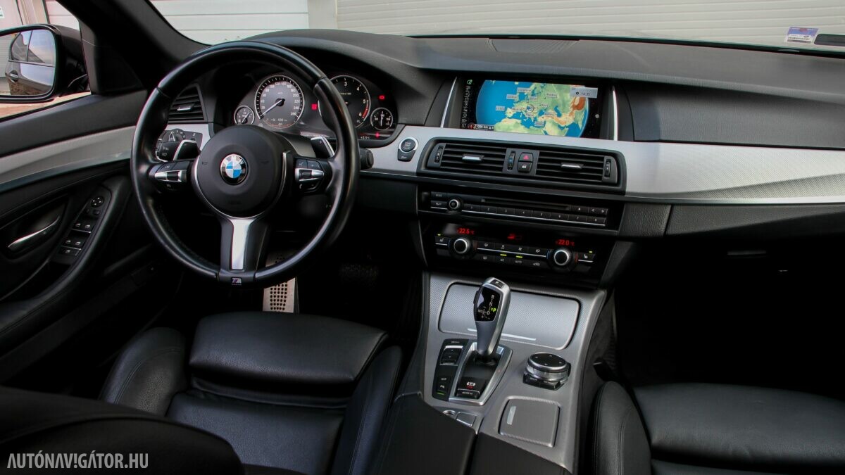 BMW 5-ÖS SOROZAT