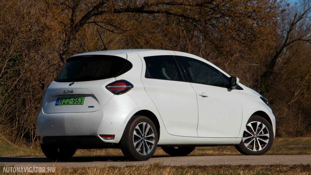 RENAULT ZOE