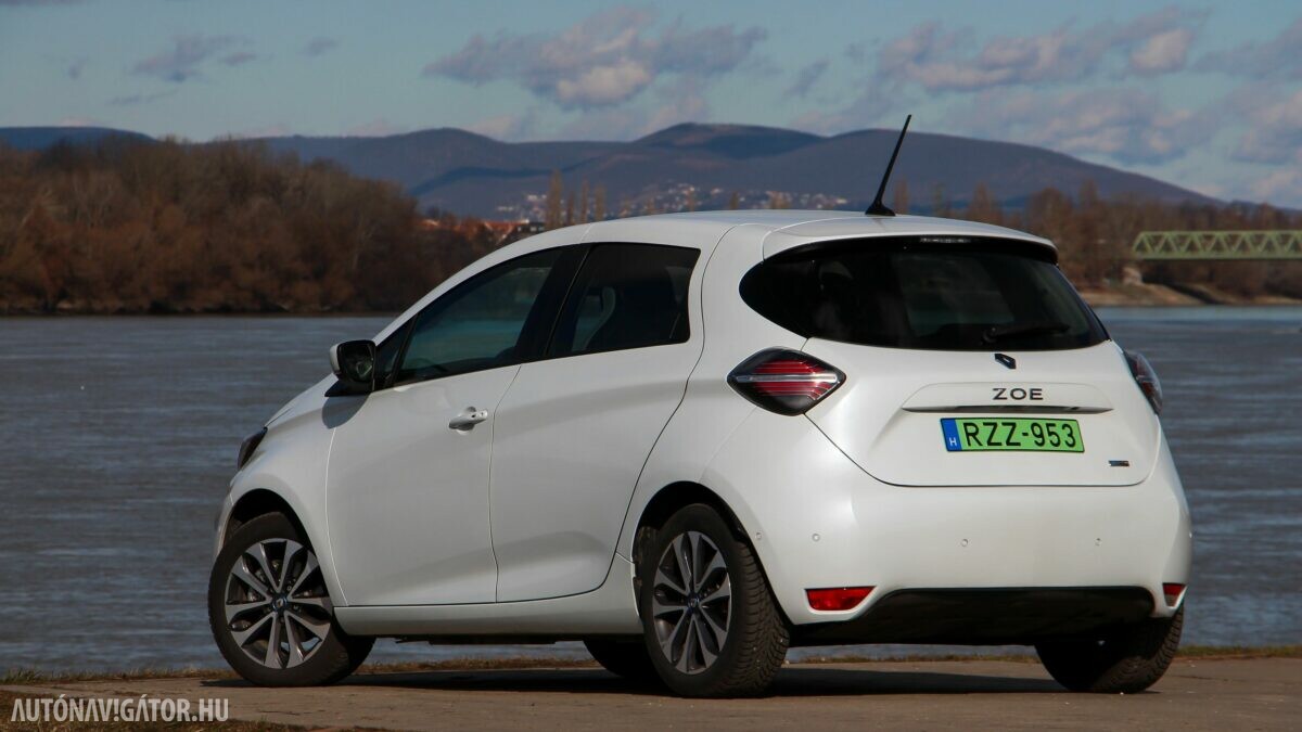 RENAULT ZOE