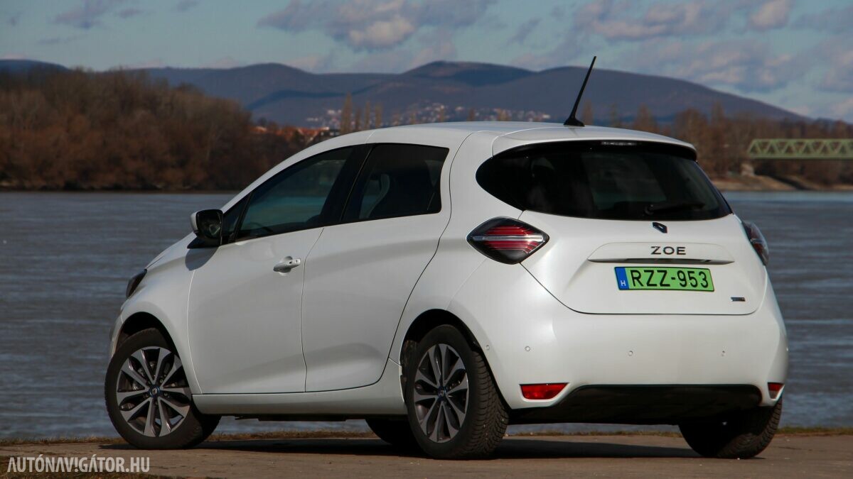 RENAULT ZOE