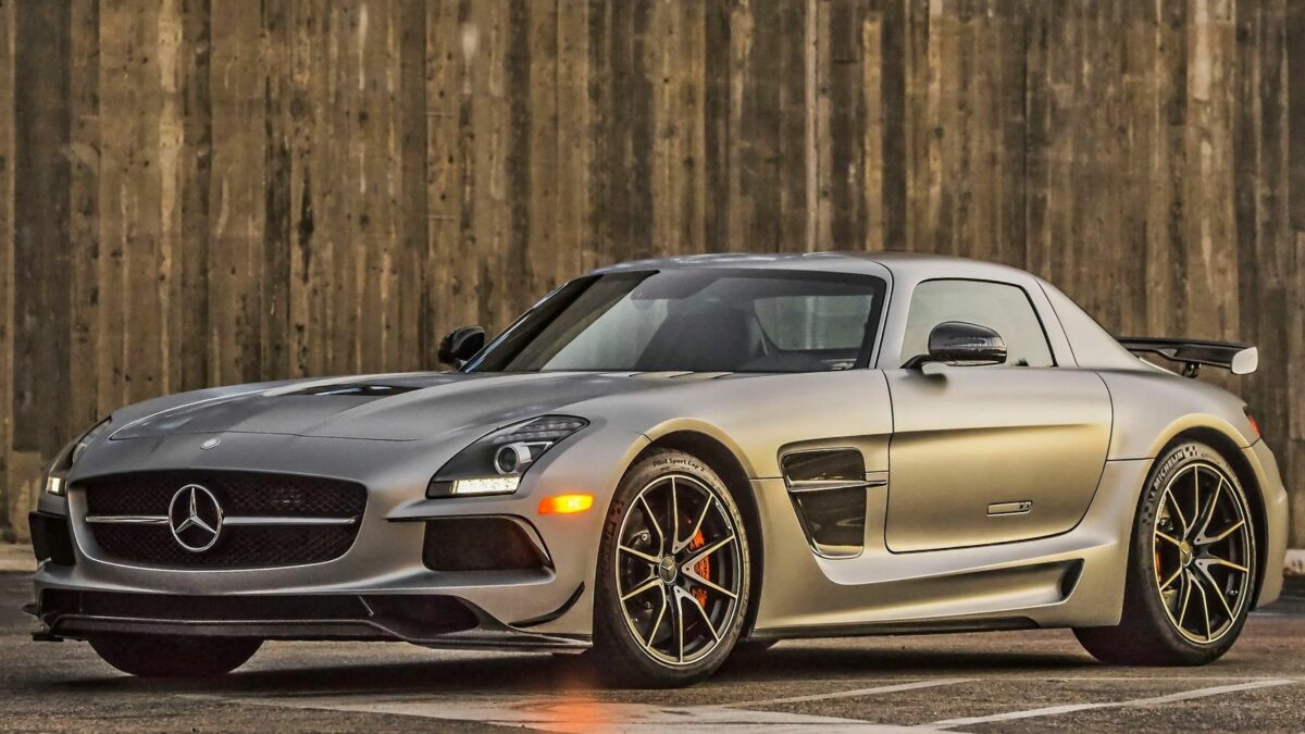 MERCEDES-AMG
