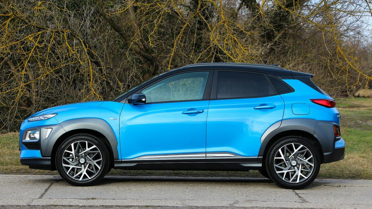 HYUNDAI