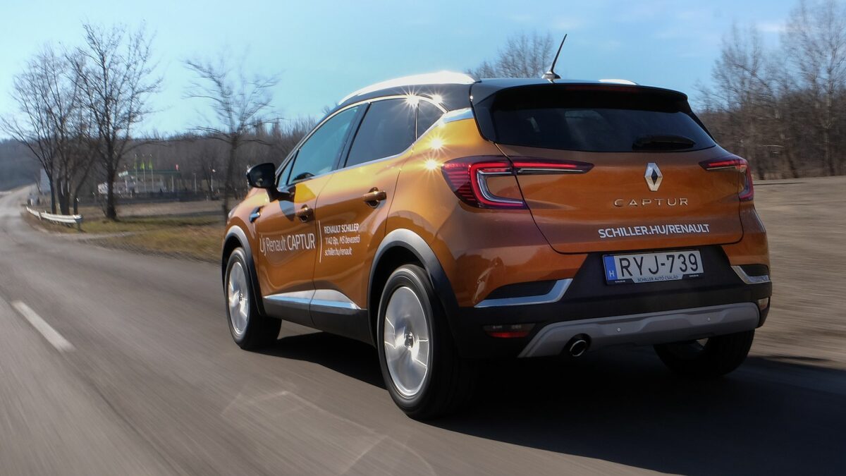 RENAULT CAPTUR