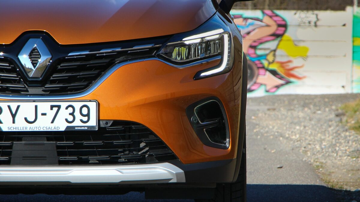 RENAULT CAPTUR