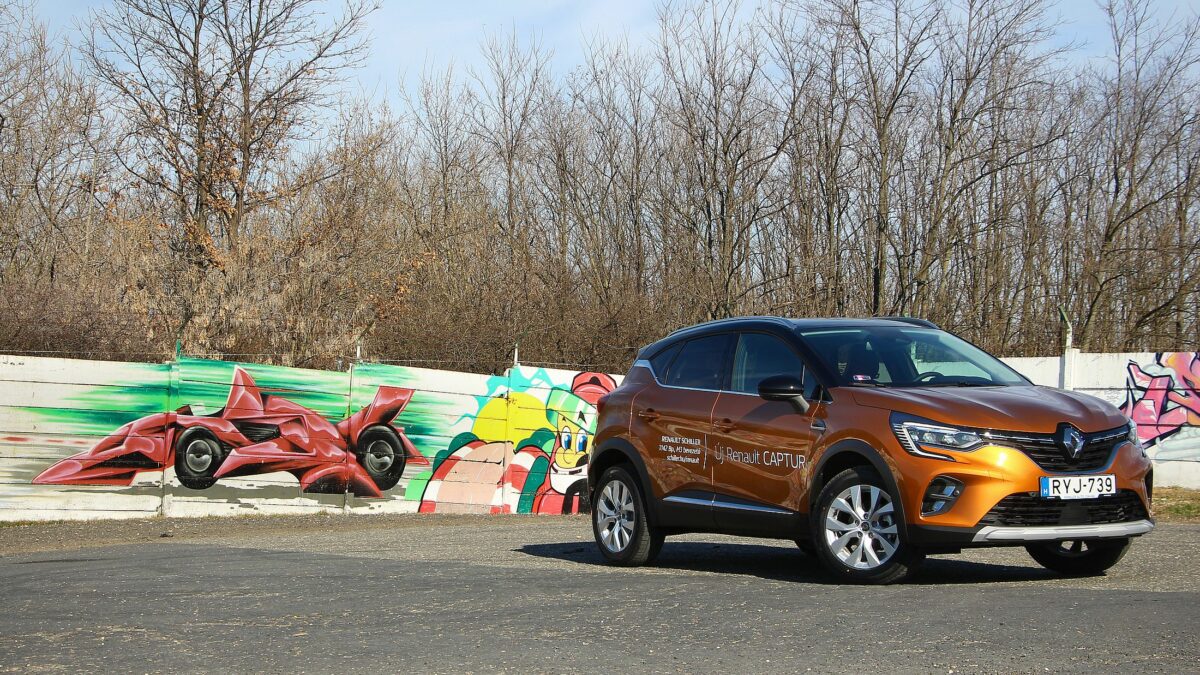 RENAULT CAPTUR
