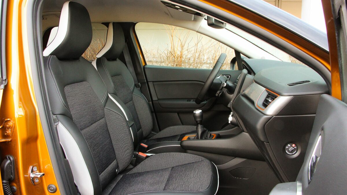 RENAULT CAPTUR