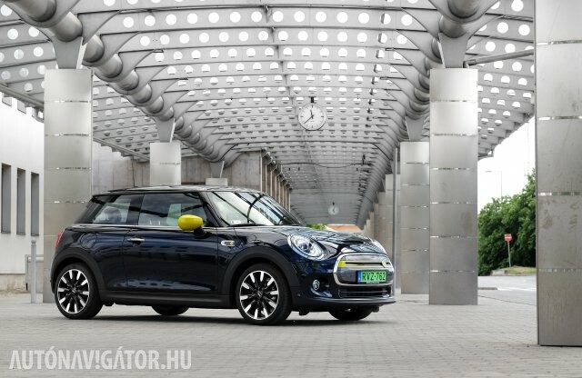 Elektromosan a legminibb?  - Mini Cooper SE teszt