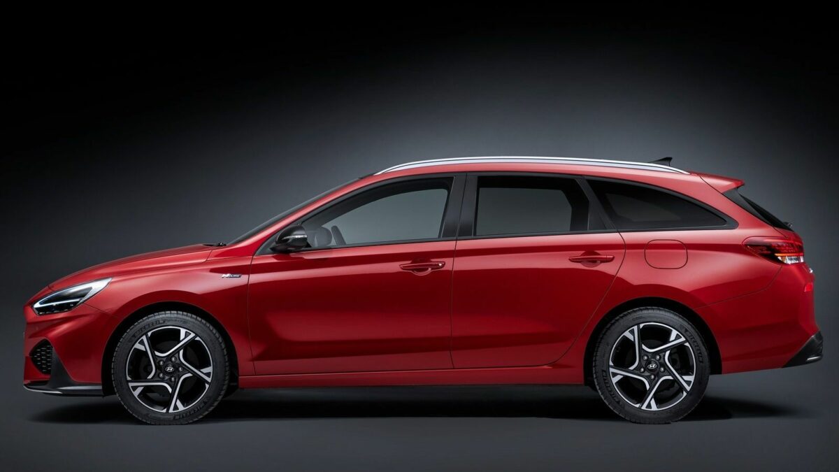 HYUNDAI I30