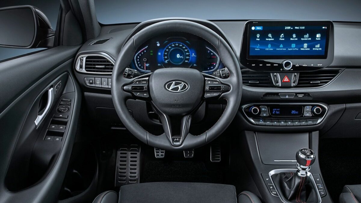 HYUNDAI I30