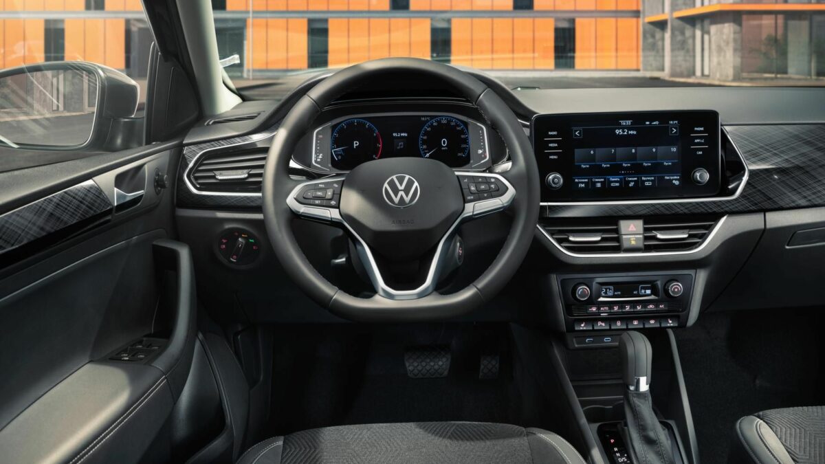 VOLKSWAGEN POLO V