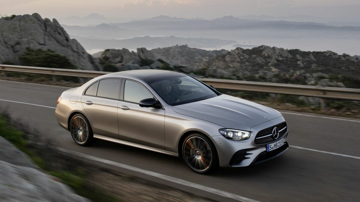 MERCEDES-BENZ