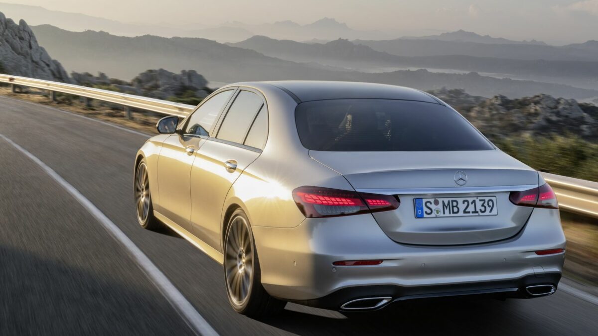 MERCEDES-BENZ