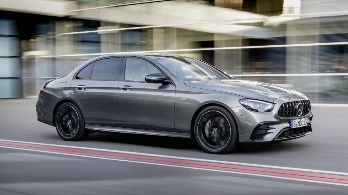 MERCEDES-BENZ