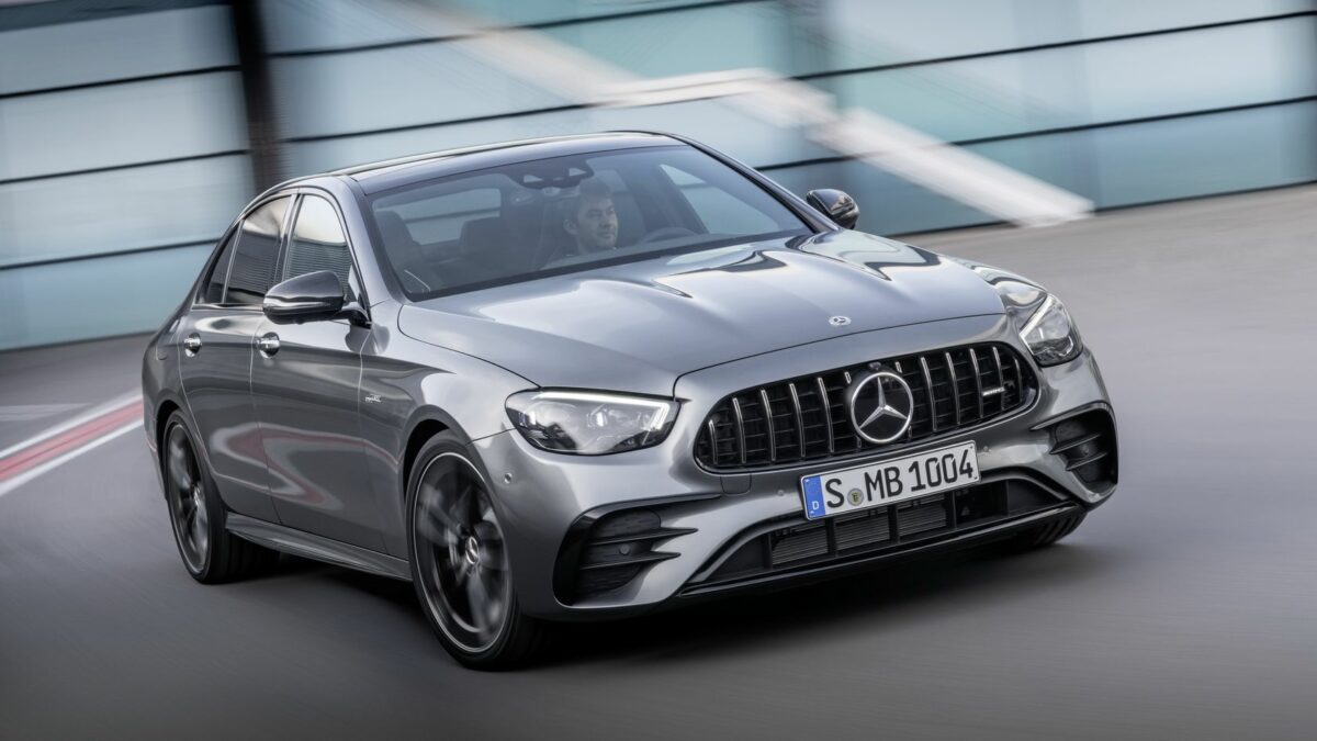 MERCEDES-BENZ