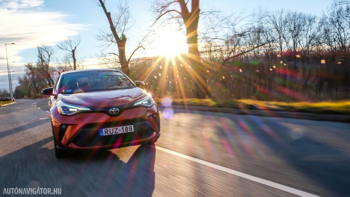 TOYOTA C-HR