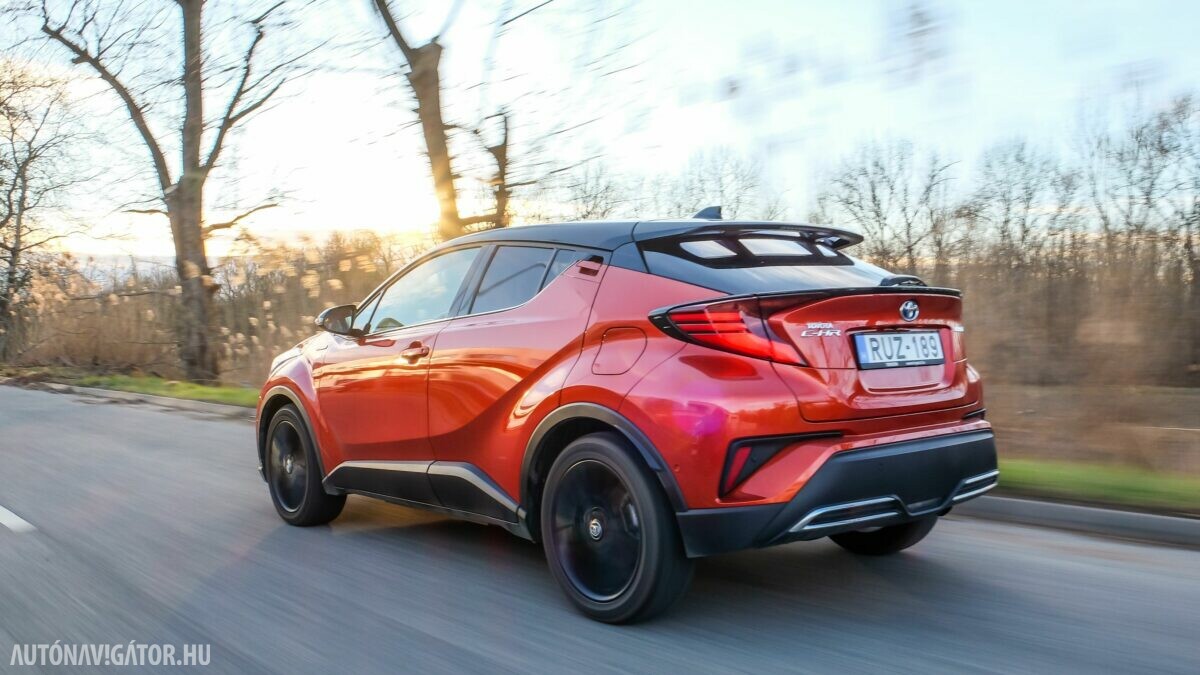 TOYOTA C-HR