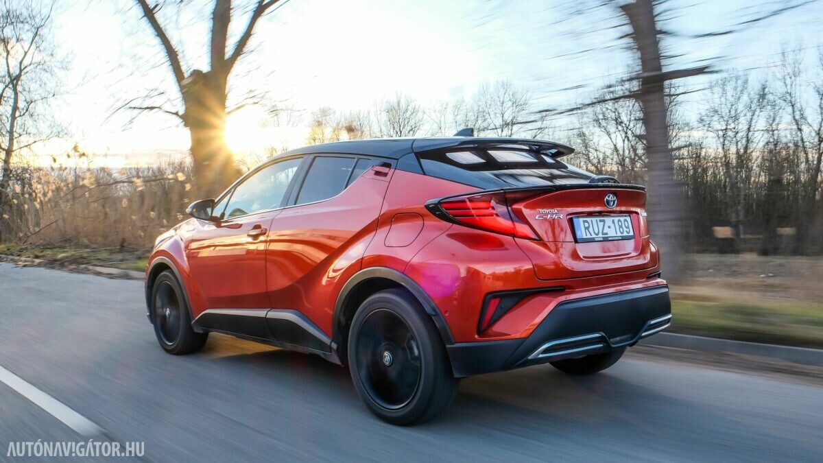 TOYOTA C-HR
