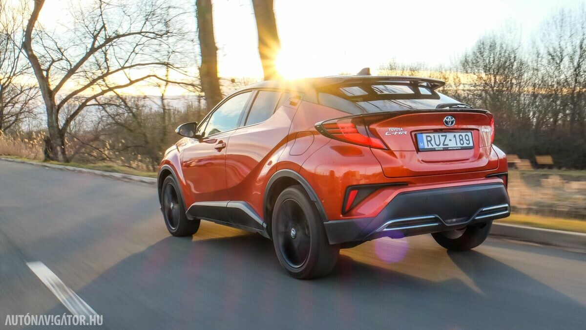 TOYOTA C-HR