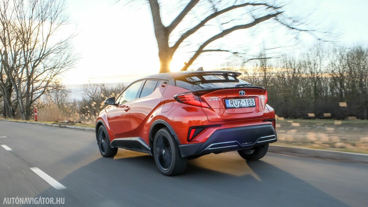TOYOTA C-HR