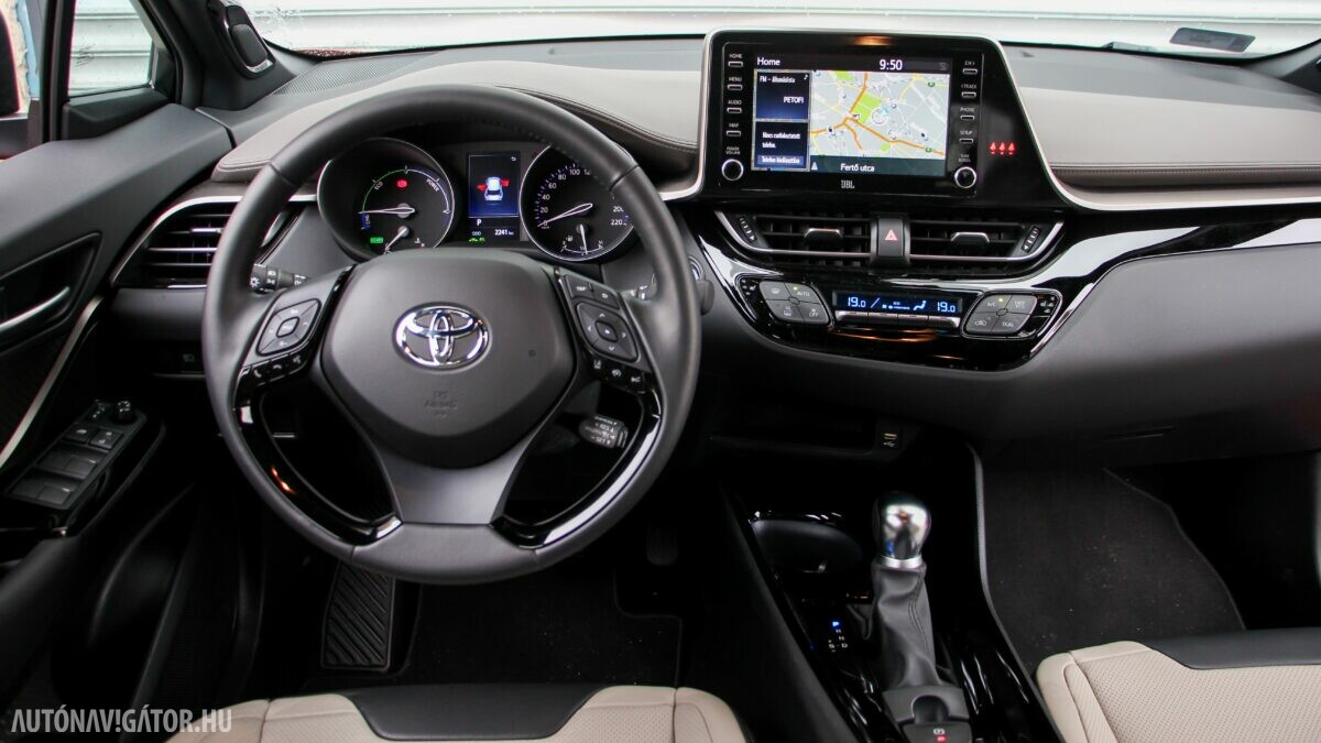 TOYOTA C-HR